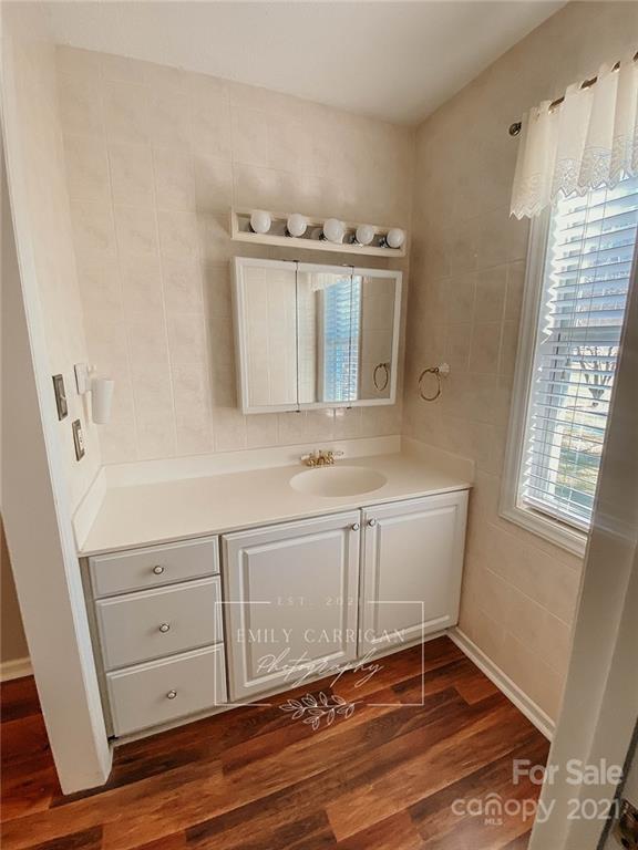 8800 Hambright Road Huntersville, NC 28078 - Photo 12 of 21 Gallery Image 12