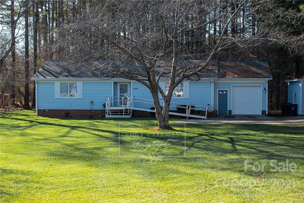 8800 Hambright Road Huntersville, NC 28078 - Photo 16 of 21 Gallery Image 16
