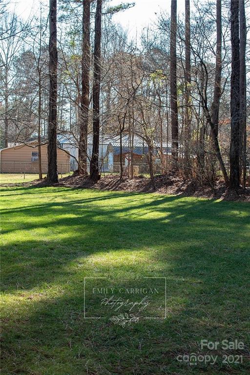 8800 Hambright Road Huntersville, NC 28078 - Photo 18 of 21 Gallery Image 18