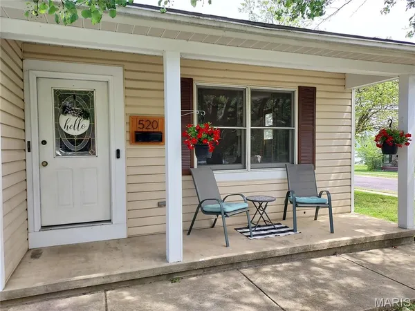 $179,000 | 520 South 5th Street, Greenville, IL 62246