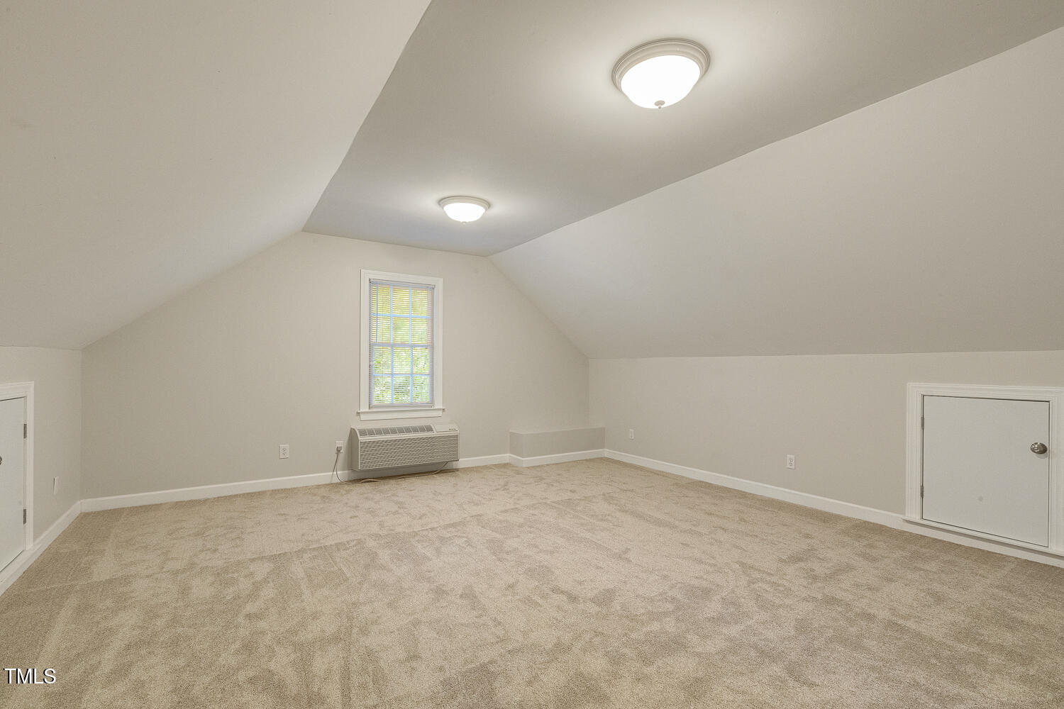 110 Felspar Way Cary, NC 27518 - Photo 46 of 71 058