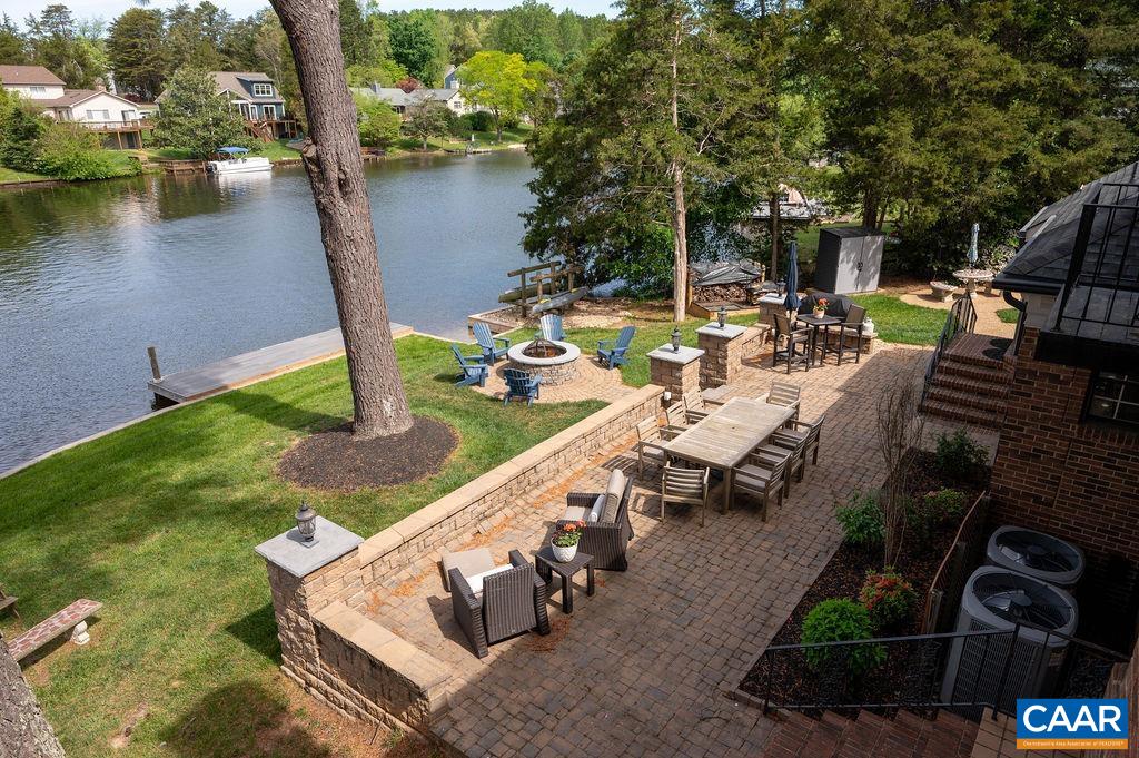 25 Bolling Circle Palmyra, VA 22963 - Photo 27 of 45 a view of a lake with houses