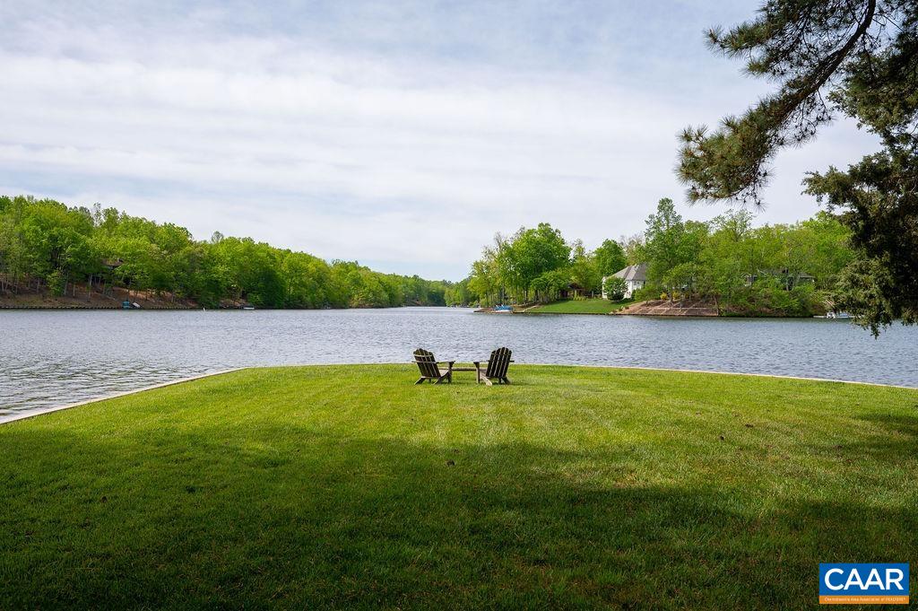 25 Bolling Circle Palmyra, VA 22963 - Photo 34 of 45 a view of a lake