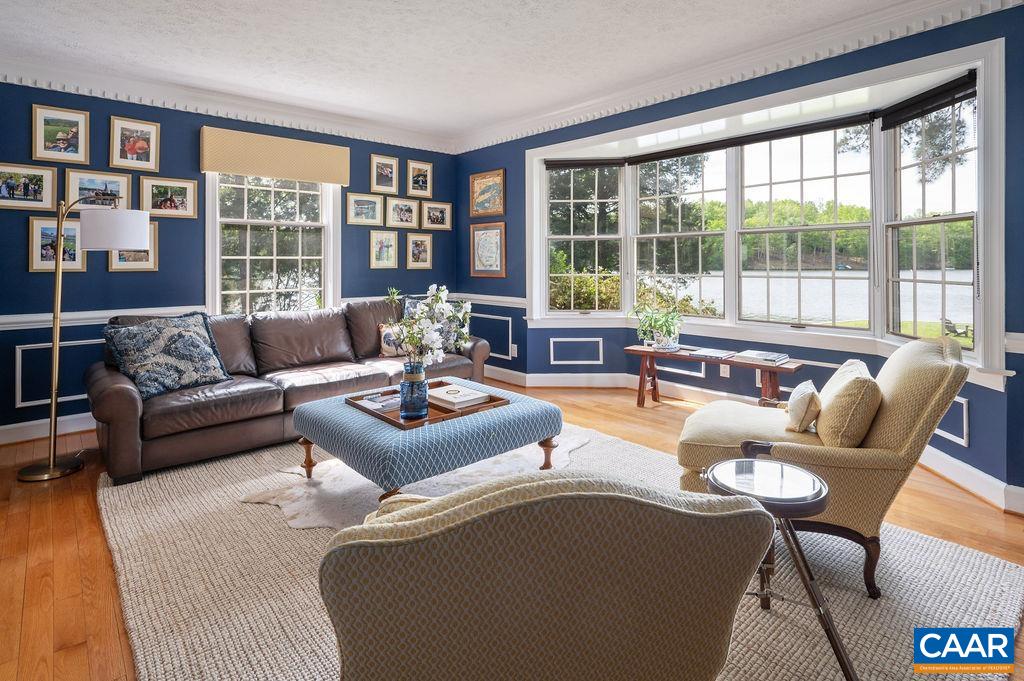 25 Bolling Circle Palmyra, VA 22963 - Photo 7 of 45 a living room with furniture and a large window