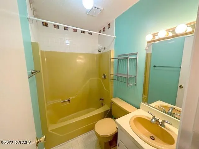 $1,995 | 130 Park Avenue, Southport, NC 28461