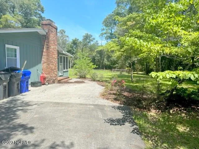 $1,995 | 130 Park Avenue, Southport, NC 28461