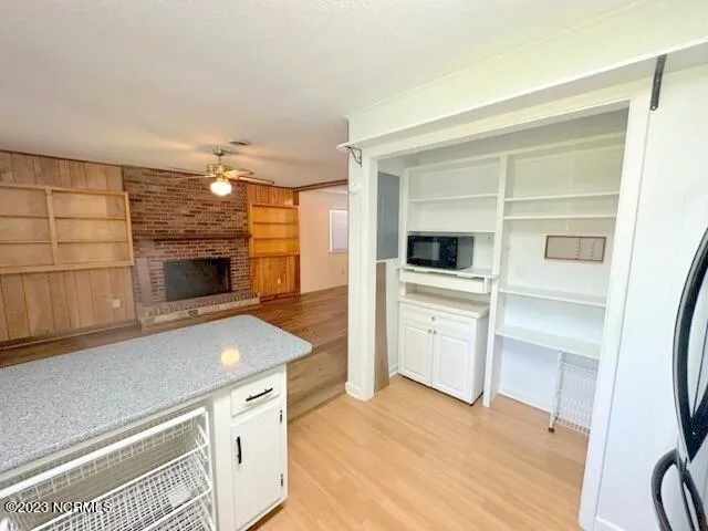 $1,995 | 130 Park Avenue, Southport, NC 28461