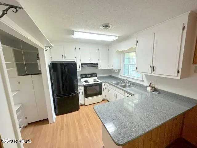 $1,995 | 130 Park Avenue, Southport, NC 28461