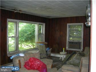 249 Beaver Run Road Ottsville, PA 18942 - Photo 6 of 12 Living Room