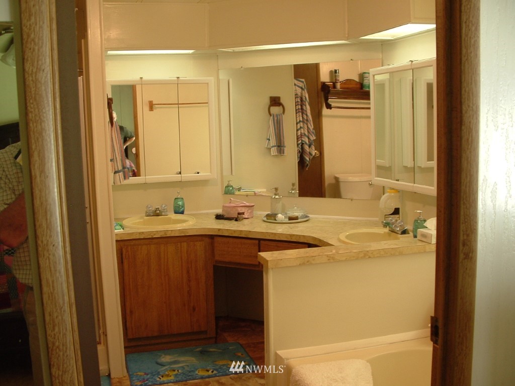 121 Berg Road Onalaska, WA 98570 - Photo 6 of 11 Gallery Image 6