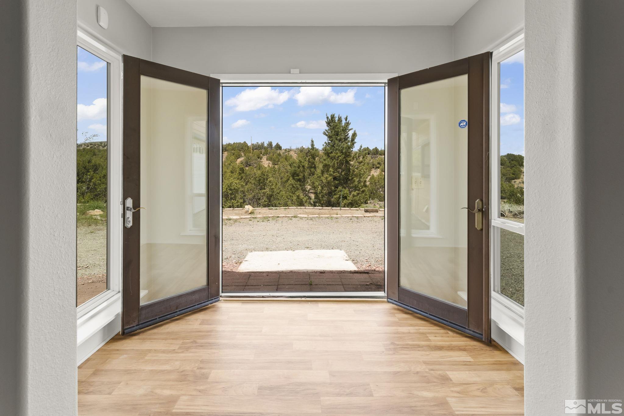 1220 Argosy Road Reno, NV 89508 - Photo 10 of 40 a view of an entryway