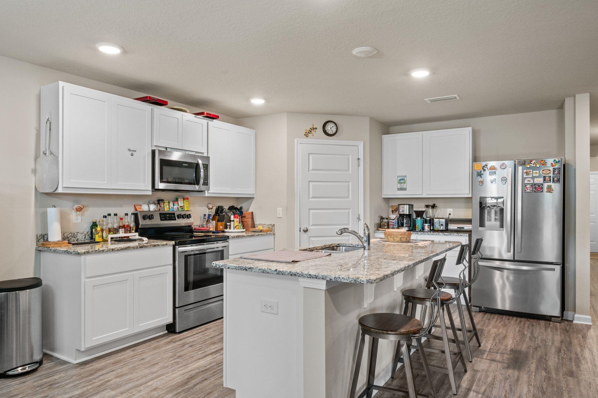 34475 Paisley Avenue Daphne, AL 36527 - Photo 11 of 31 Kitchen