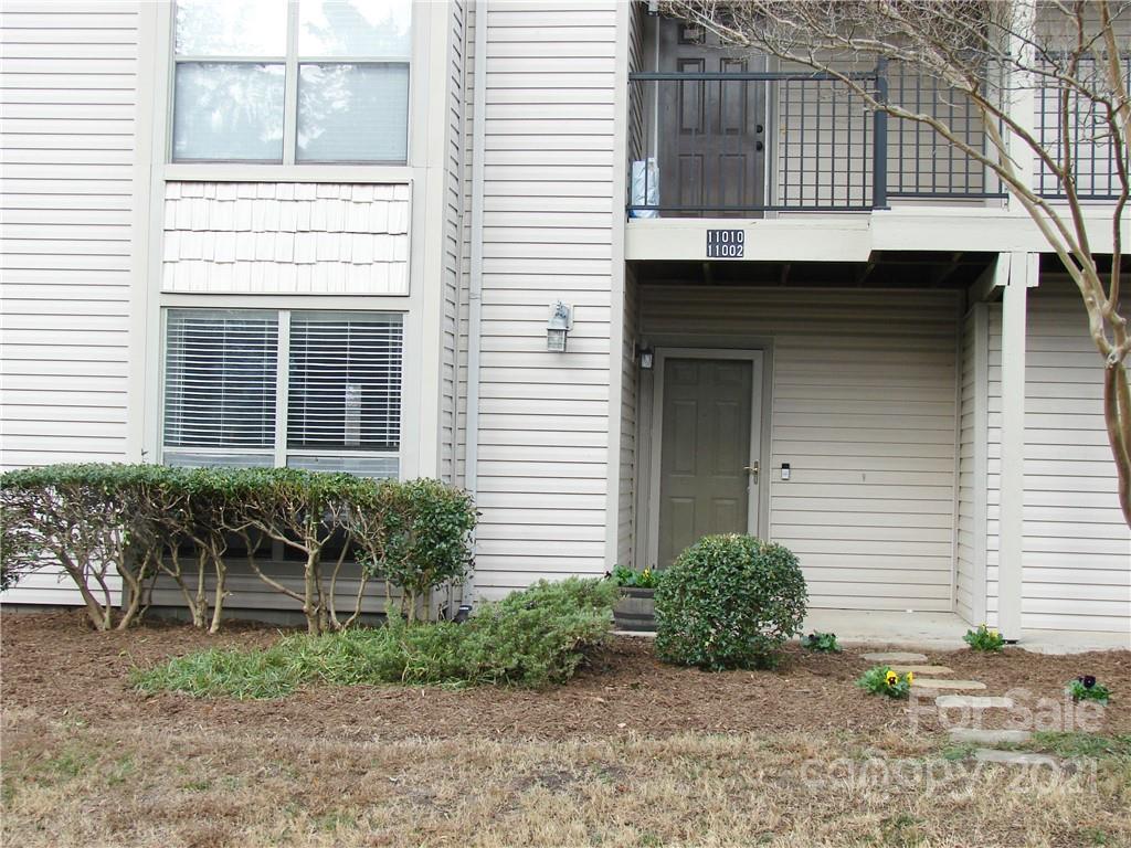 11002 Cedar View Road Charlotte, NC 28226 - Photo 2 of 15 Gallery Image 2