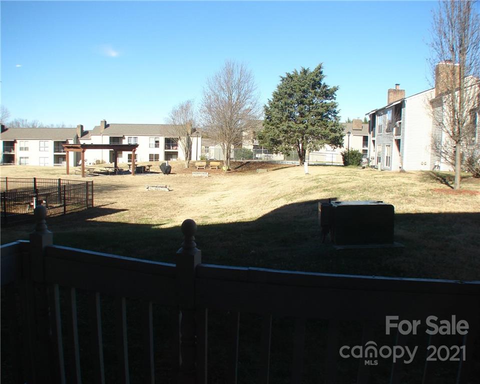 11002 Cedar View Road Charlotte, NC 28226 - Photo 3 of 15 Gallery Image 3