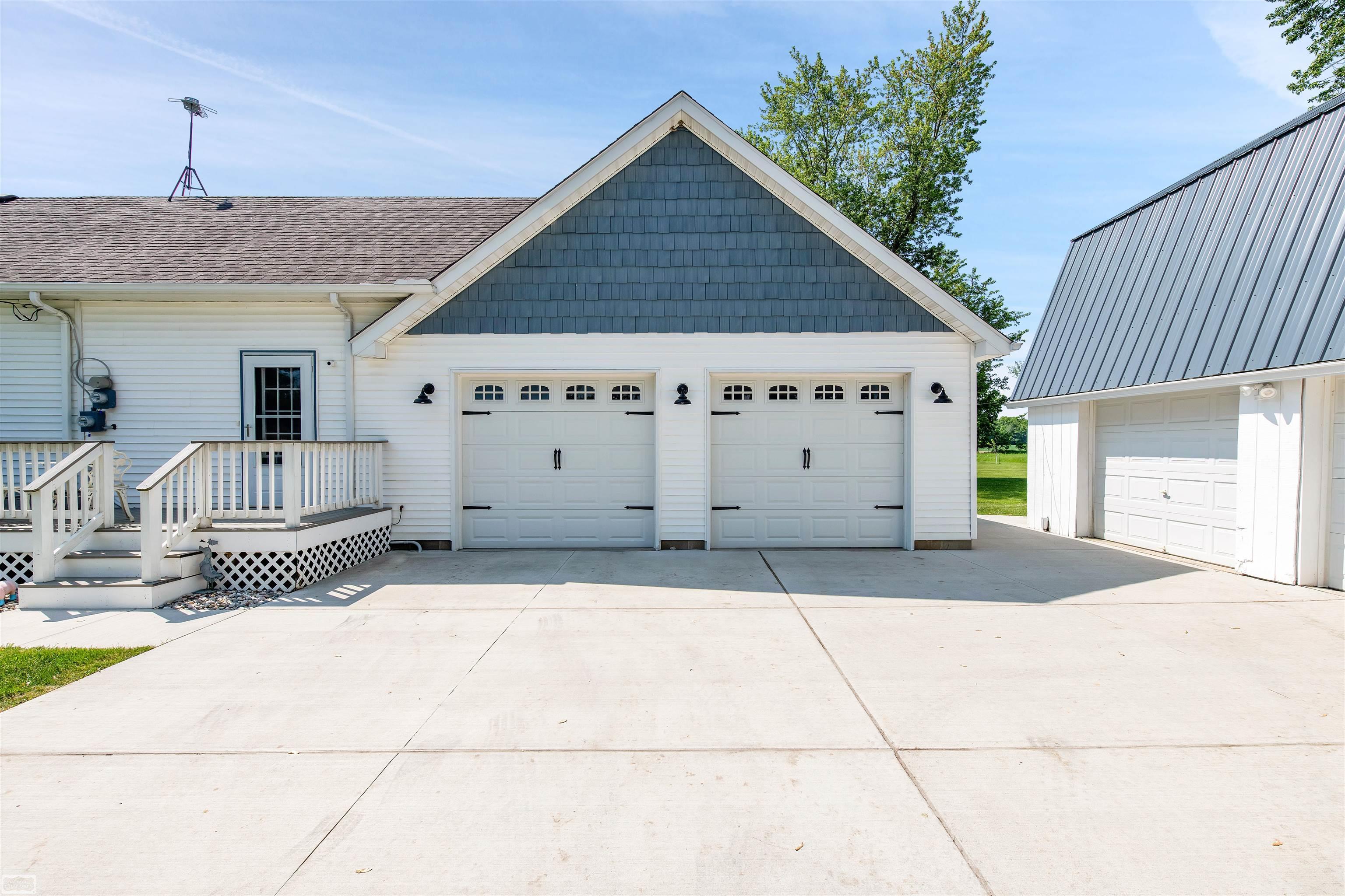 5663 Capac Road Capac, MI 48014 - Photo 28 of 50