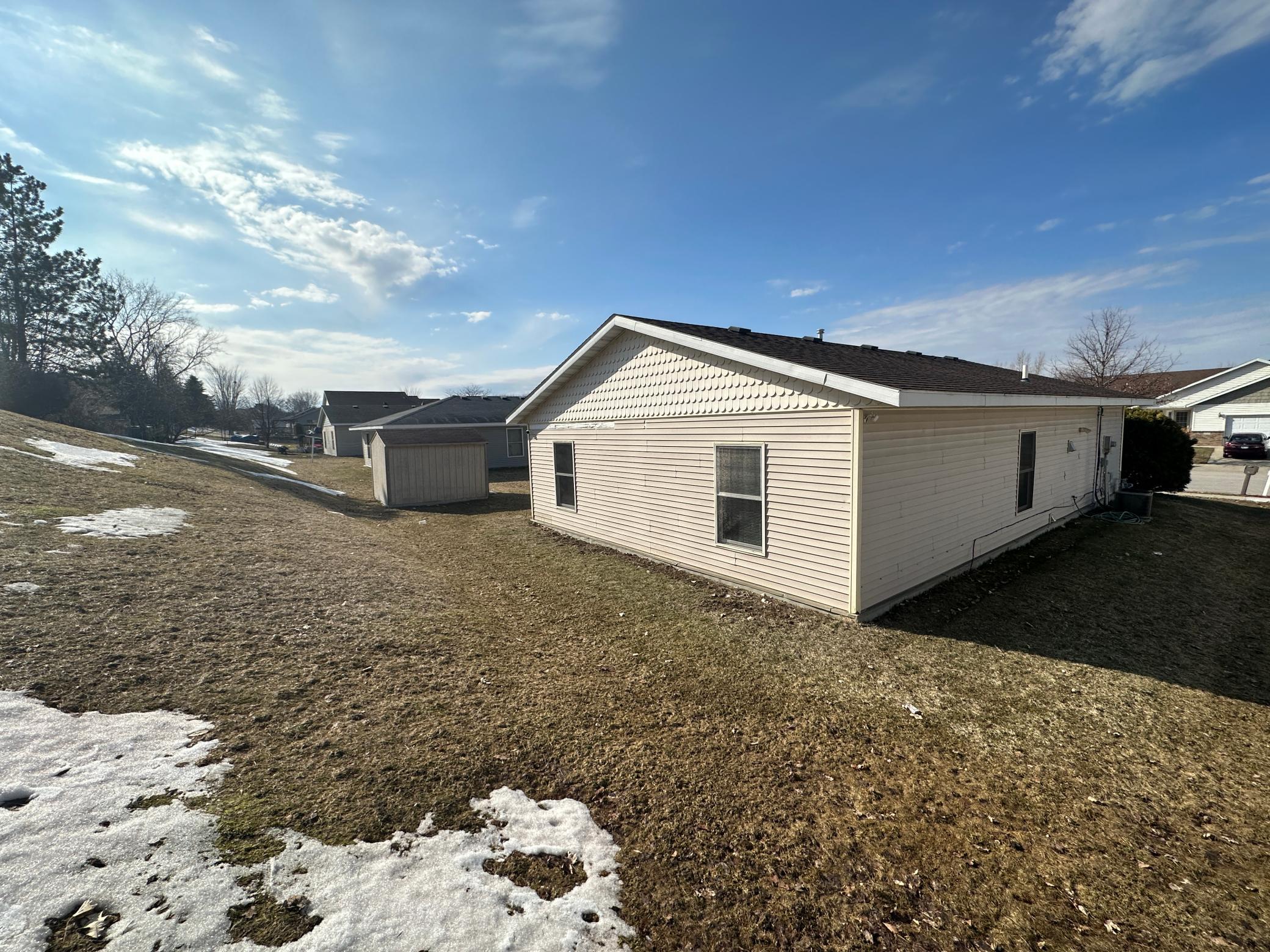 4552 Manor Brook Drive Northwest Rochester, MN 55901 - Photo 4 of 35