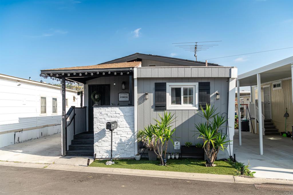 3221 Bancroft Drive, Unit 24 Spring Valley, CA 91977 - Photo 1 of 20