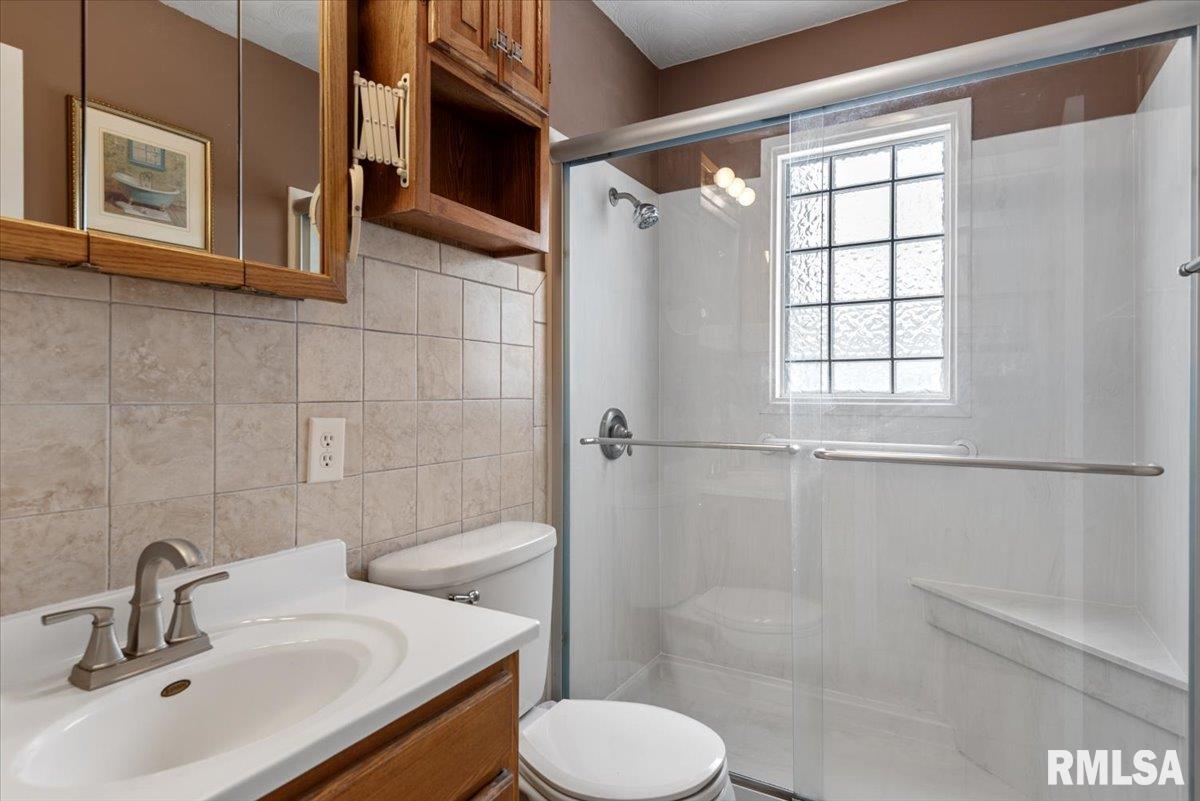 3012 Louise Lane Springfield, IL 62702 - Photo 11 of 24