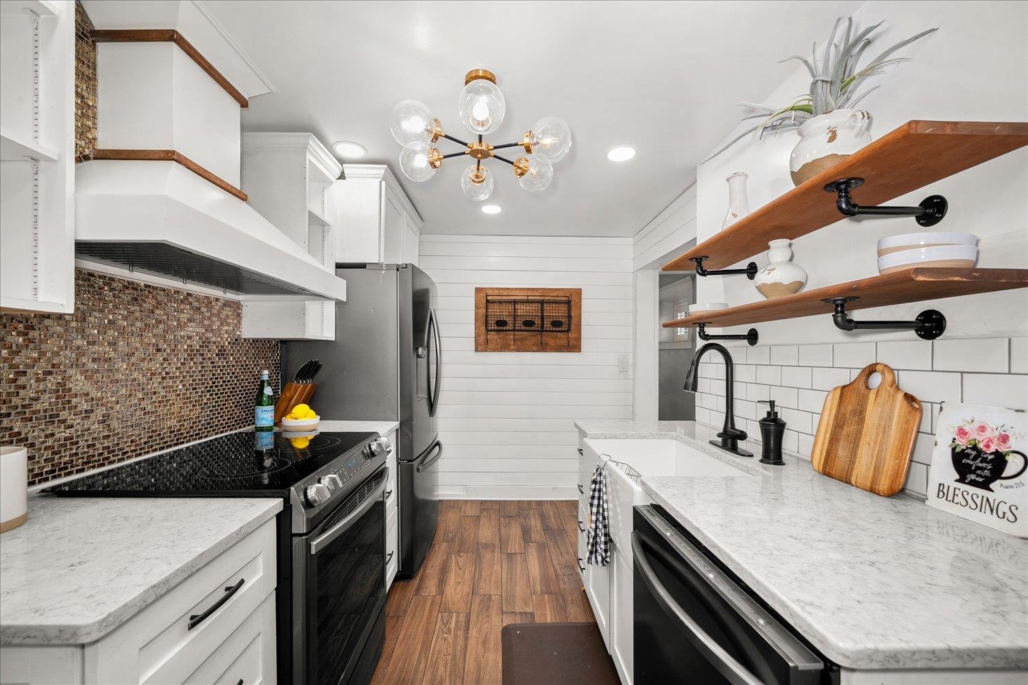 2903 West Sharp Avenue Spokane, WA 99201 - Photo 6 of 37