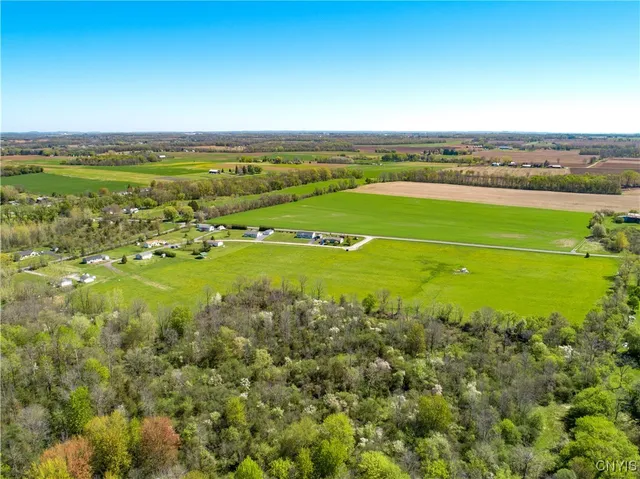 $182,860 | 3 Bluebird Lane, Springport, NY 13160