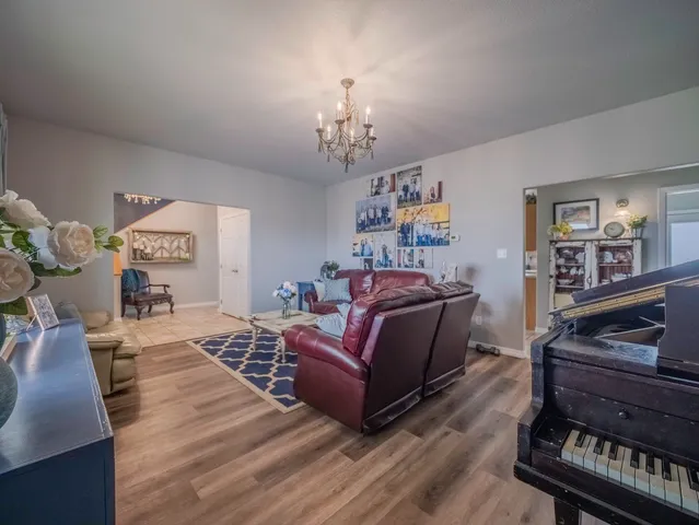 $745,900 | 61 Jefferson Road, Wheatland, WY 82201