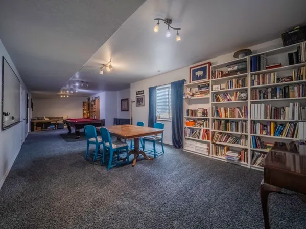 $745,900 | 61 Jefferson Road, Wheatland, WY 82201