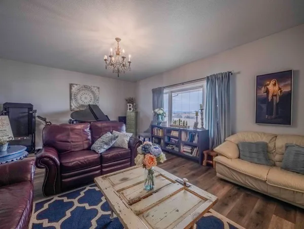 $745,900 | 61 Jefferson Road, Wheatland, WY 82201