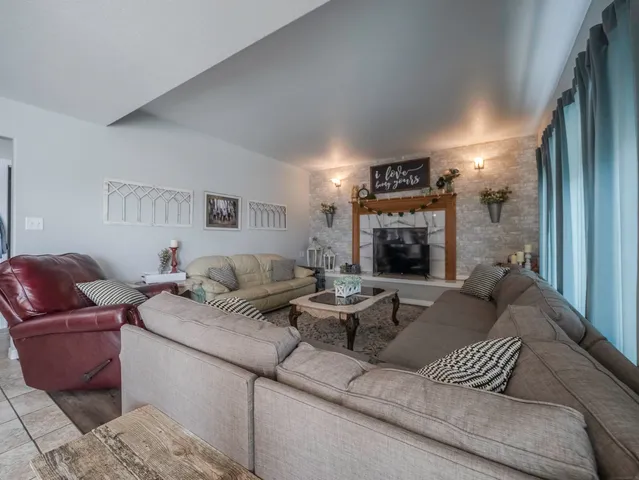 $745,900 | 61 Jefferson Road, Wheatland, WY 82201