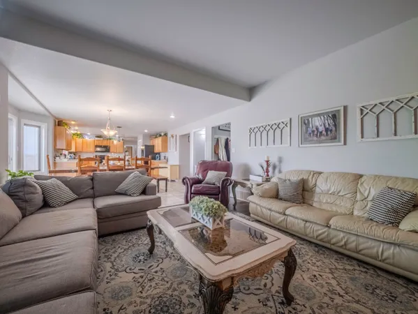 $745,900 | 61 Jefferson Road, Wheatland, WY 82201