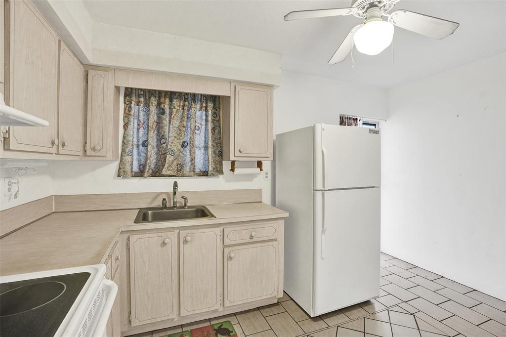 632 Southwest 8th Street Hallandale Beach, FL 33009 - Photo 33 of 67