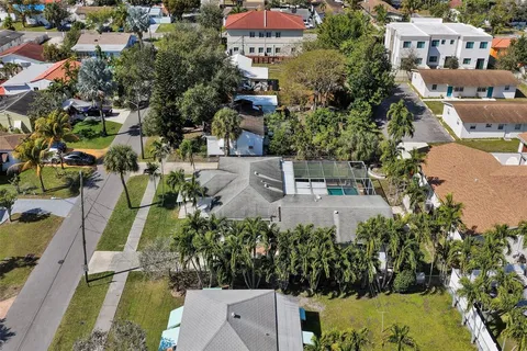 $575,000 | 632 Southwest 8th Street, Hallandale Beach, FL 33009