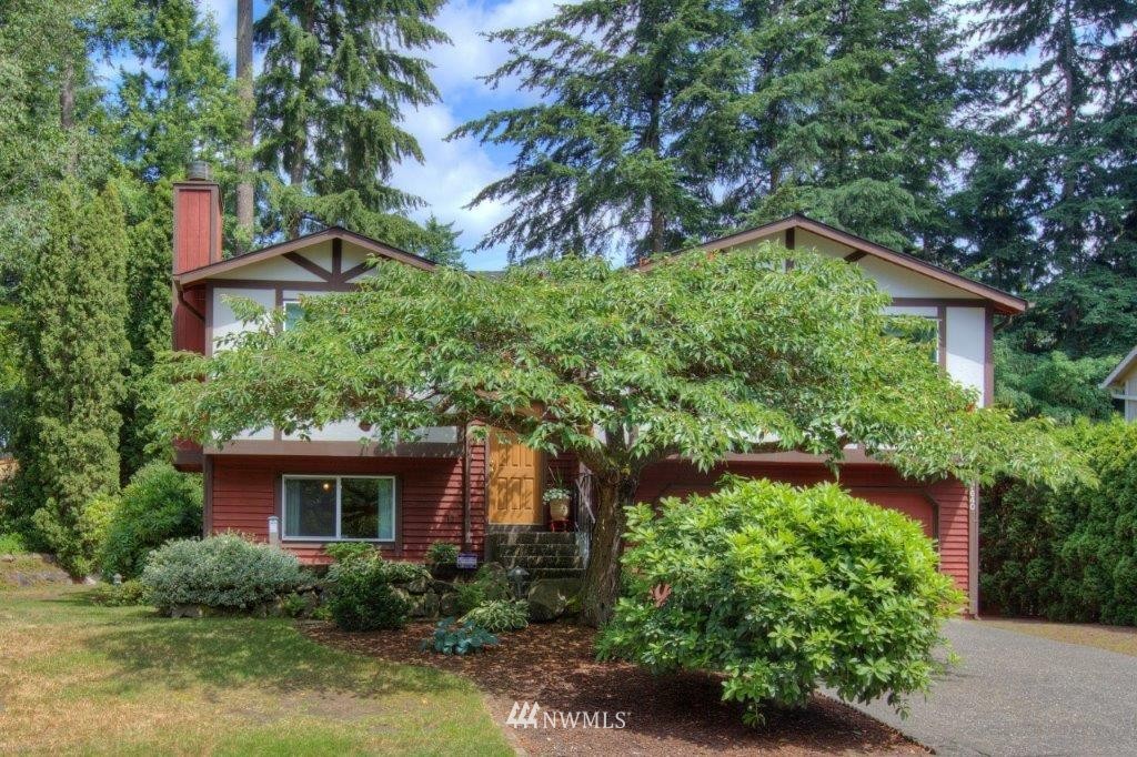 17640 152nd Place Southeast Renton, WA 98058 - Photo 1 of 23 Gallery Image 1