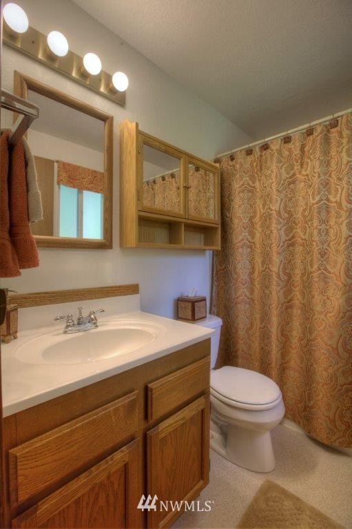 17640 152nd Place Southeast Renton, WA 98058 - Photo 10 of 23 Gallery Image 10