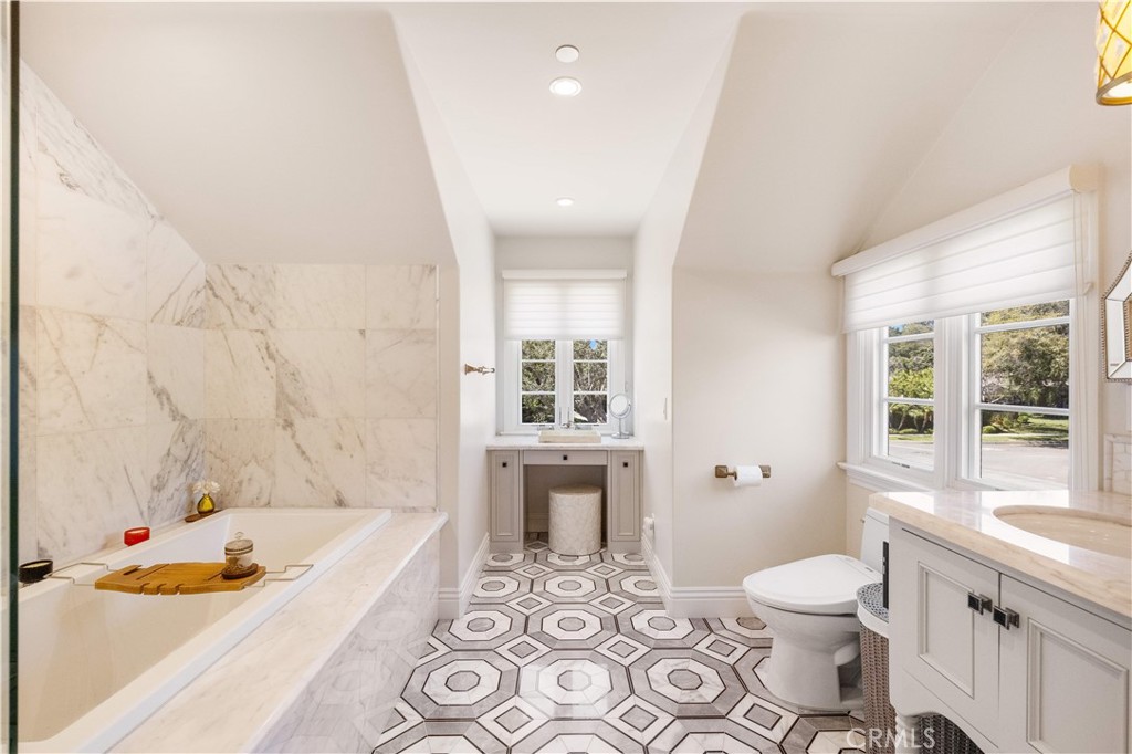 1486 Wembley Road San Marino, CA 91108 - Photo 14 of 34