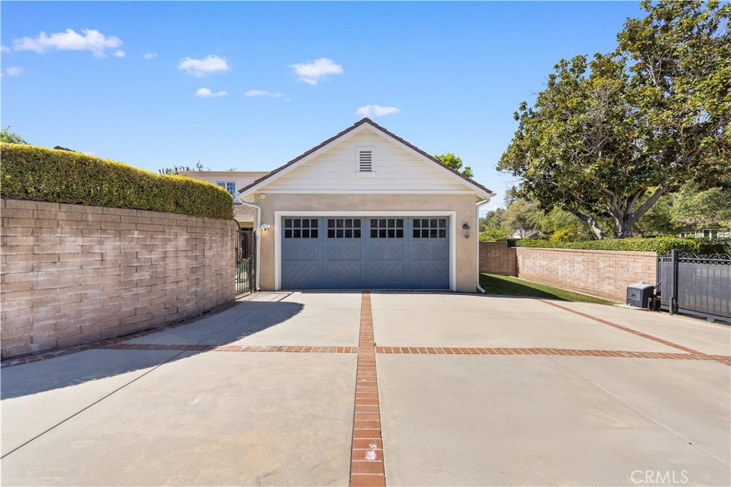 1486 Wembley Road San Marino, CA 91108 - Photo 19 of 34