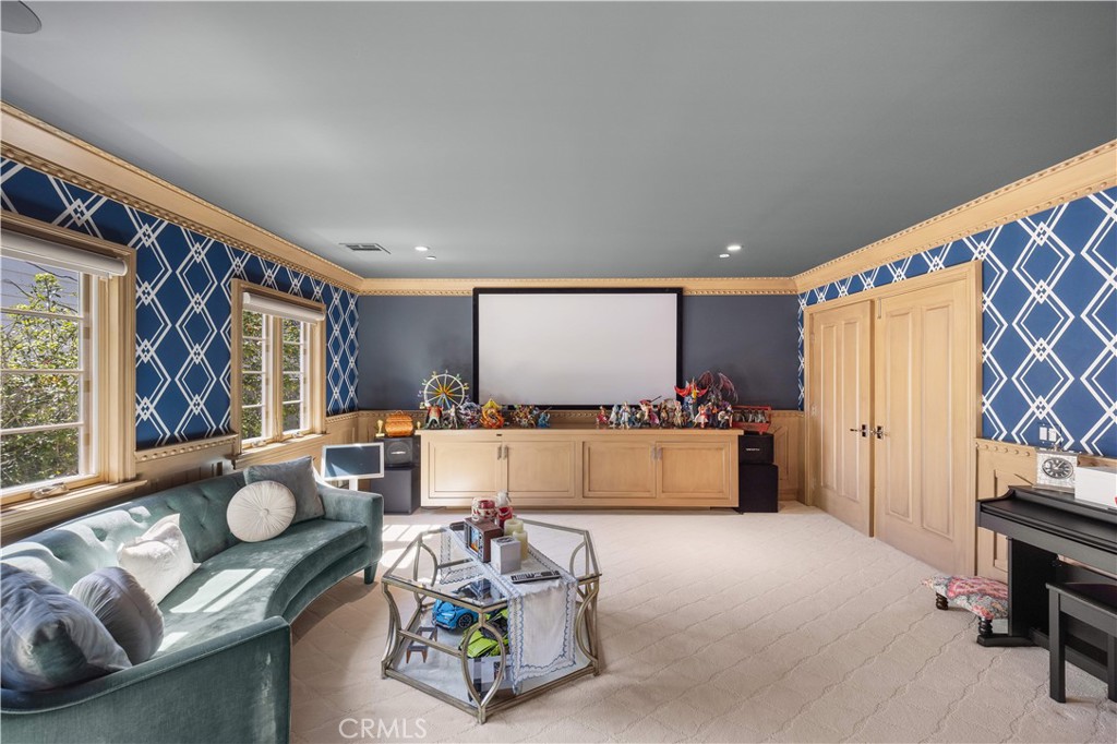 1486 Wembley Road San Marino, CA 91108 - Photo 30 of 34