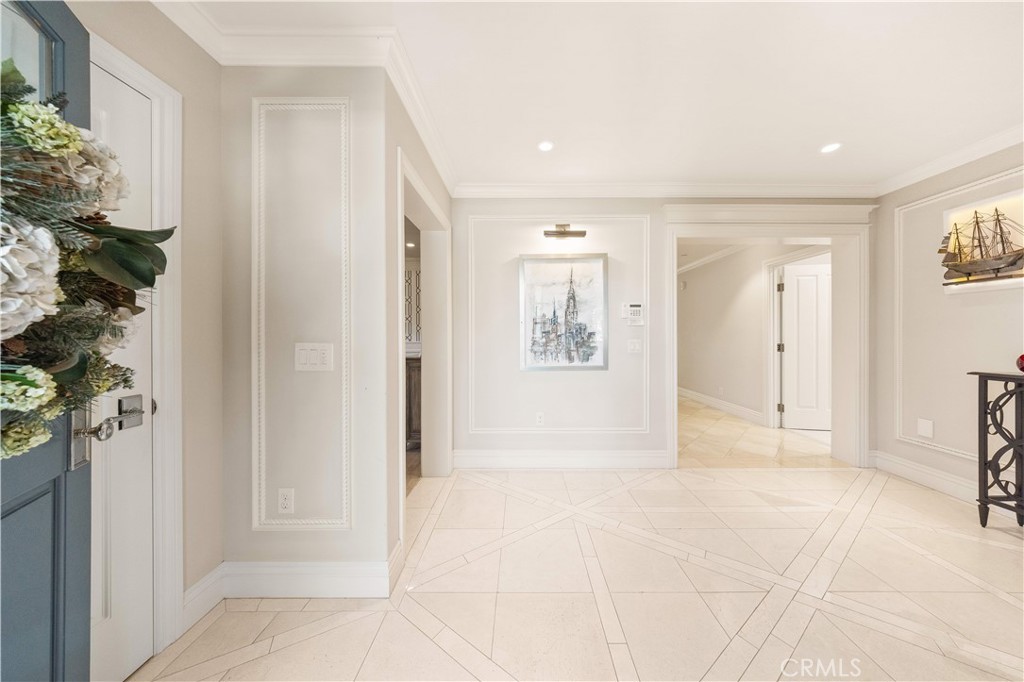 1486 Wembley Road San Marino, CA 91108 - Photo 4 of 34