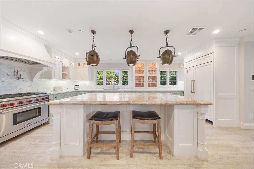 1486 Wembley Road San Marino, CA 91108 - Photo 5 of 34