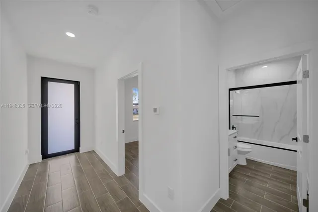 $2,000 | 328 Gordon Avenue South, Unit 328, Lehigh Acres, FL 33973