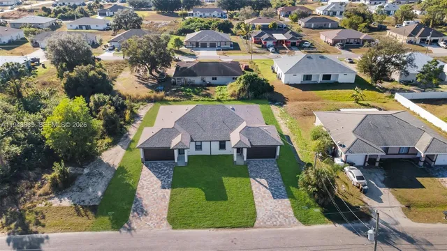 $2,000 | 328 Gordon Avenue South, Unit 328, Lehigh Acres, FL 33973