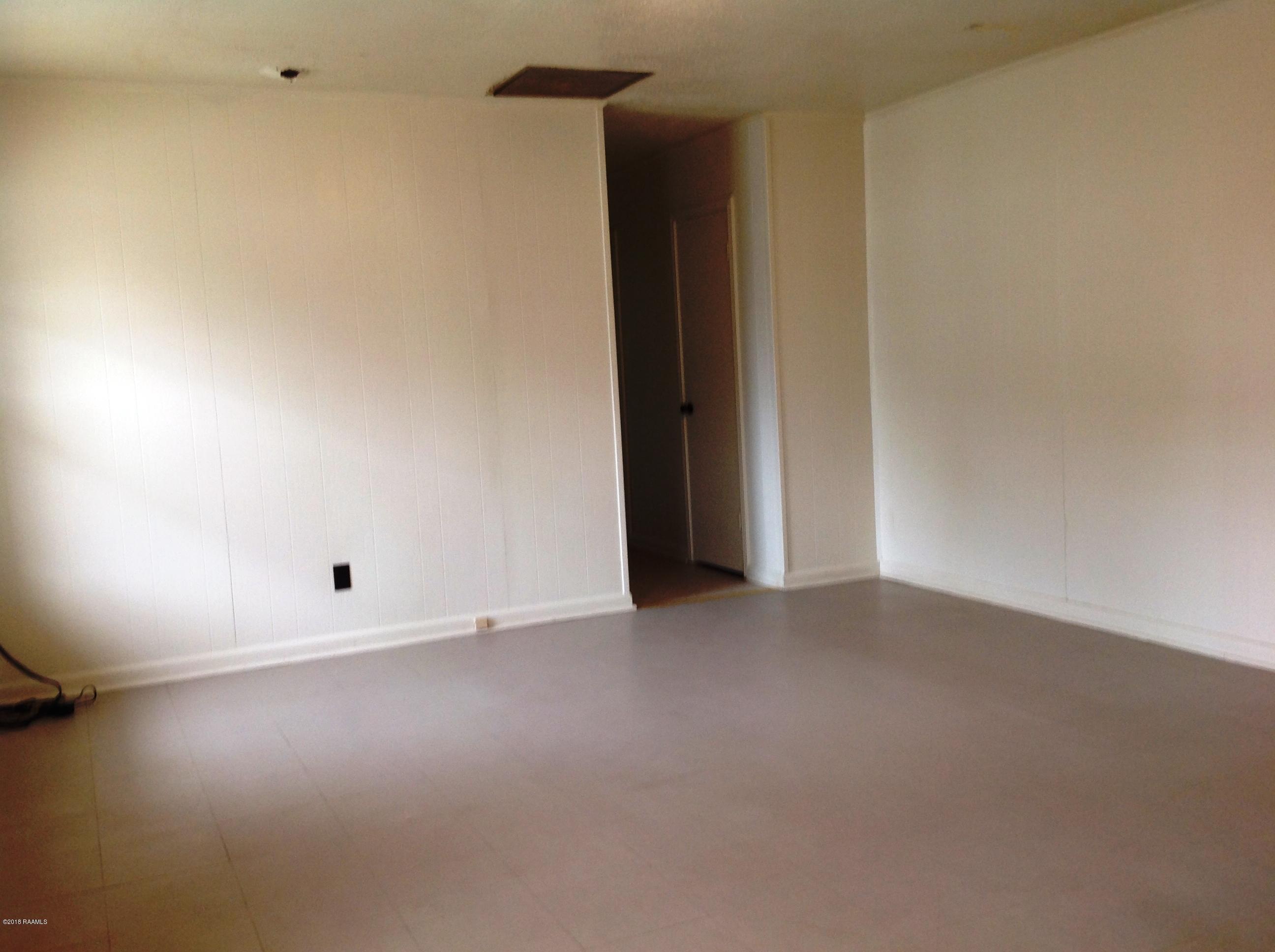 706 Picard Road, Unit 3 AND 4 Lafayette, LA 70508 - Photo 2 of 14 Living Room
