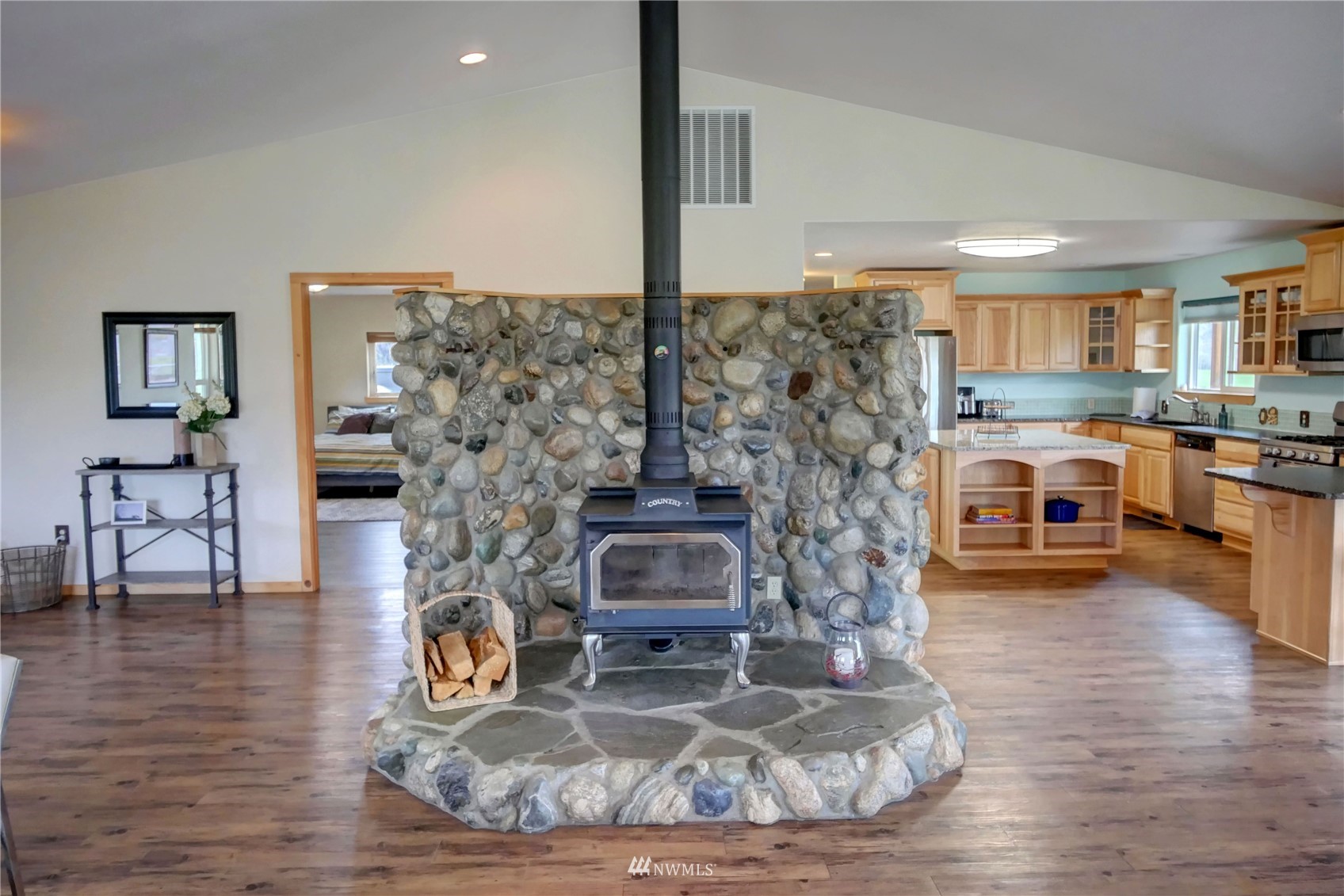 196 Pharr Road Riverside, WA 98849 - Photo 33 of 40 a living room with furniture and a fireplace