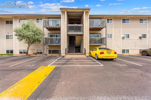 $144,900 | 5034 El Camino Drive, Unit 31, Colorado Springs, CO 80918