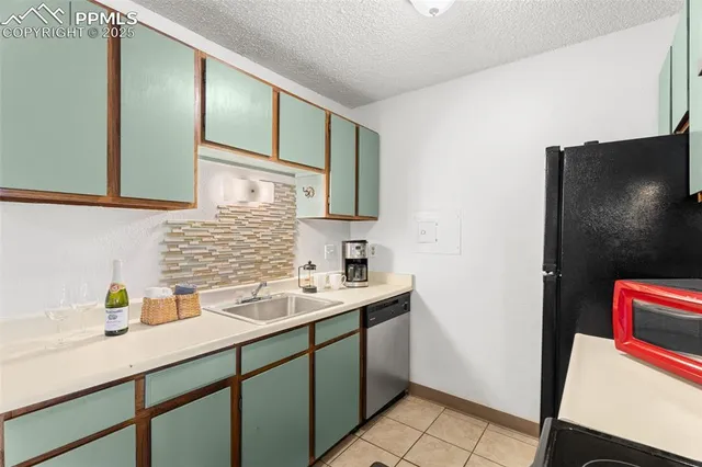 $155,000 | 5034 El Camino Drive, Unit 31, Colorado Springs, CO 80918