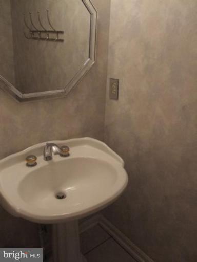 1 Sky Ridge Court Potomac, MD 20854 - Photo 18 of 24 Bath #3