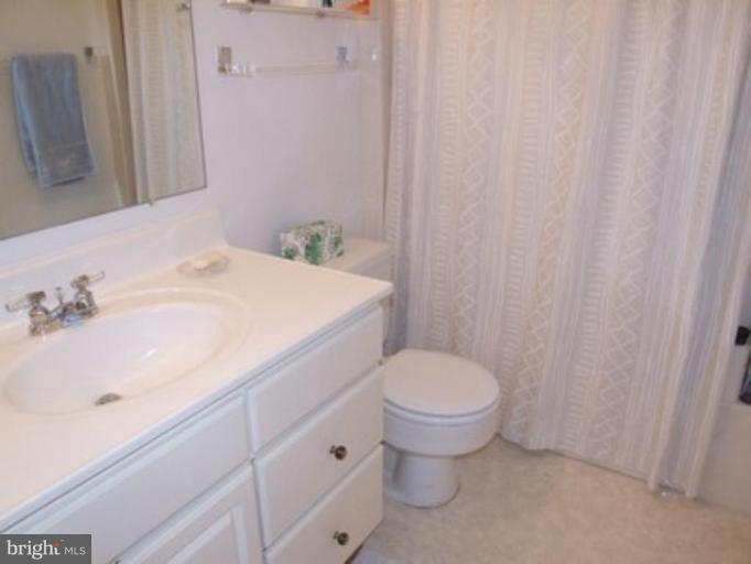 1 Sky Ridge Court Potomac, MD 20854 - Photo 5 of 24 Master Bath