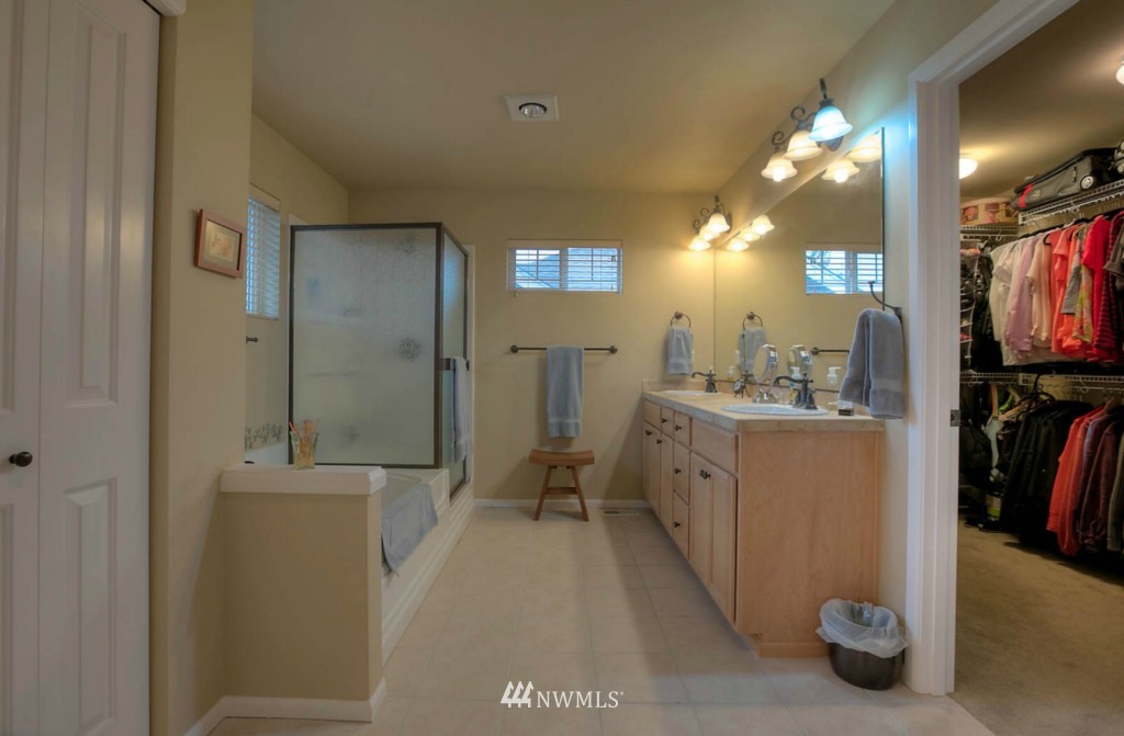 16126 167th Avenue Southeast Renton, WA 98058 - Photo 13 of 14 Gallery Image 13