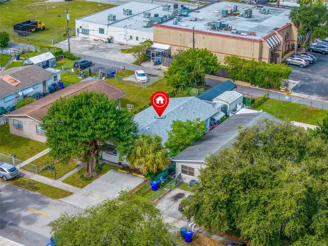 $575,000 | 5709 Lincoln Street, Hollywood, FL 33021