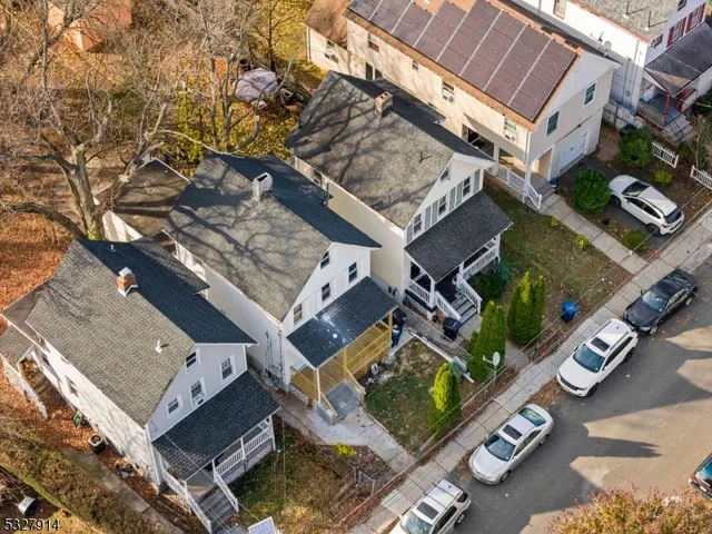 $399,000 | 320 Lee Place, Plainfield, NJ 07063