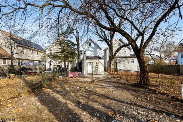 $399,000 | 320 Lee Place, Plainfield, NJ 07063